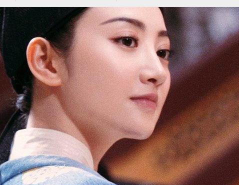 如何评价景甜在《大唐荣耀》里的古装造型?