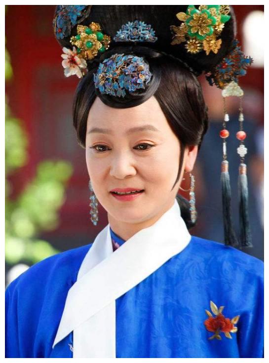 她是康熙最宠爱的妃子,50岁还被翻牌子,雍正登基时却寻死觅活
