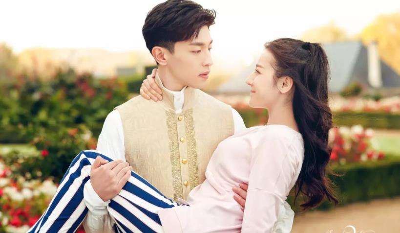 杨紫说他太"傻",迪丽热巴嫌他太"笨",这样的邓伦你喜欢吗?