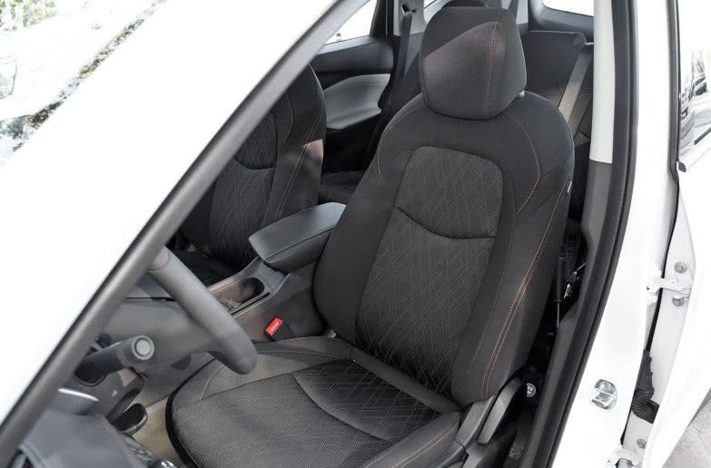 雪佛兰火了,新车颜值超GL8,米其林轮胎+大七座