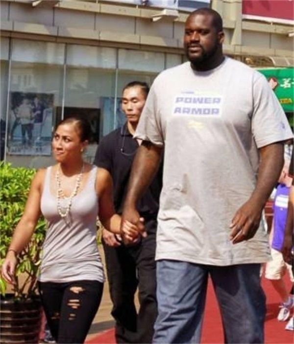 奥尼尔的前妻香妮在接受媒体采访时谈到她和奥尼尔生活的那段日子