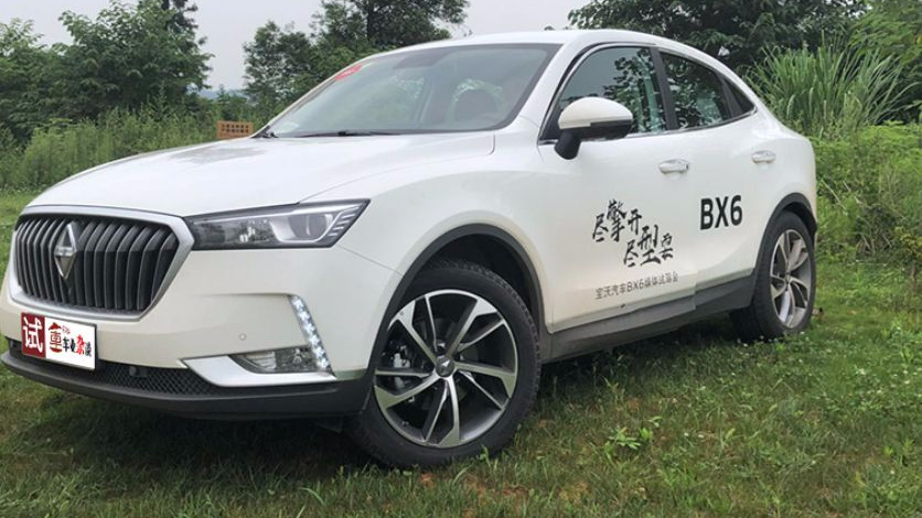 轿跑造型 内饰精致 空间足够 动力强劲也好开，试驾宝沃BX6