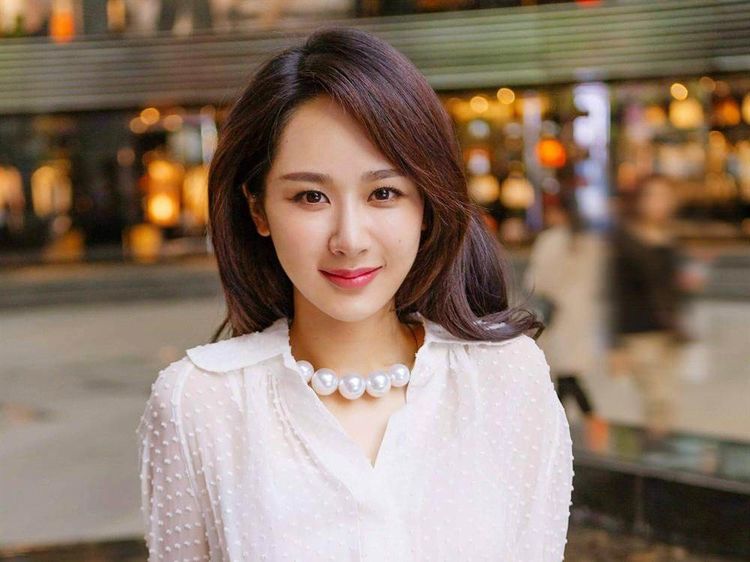 邓论终于表白了,微博晒出照片,与杨紫撇清关系