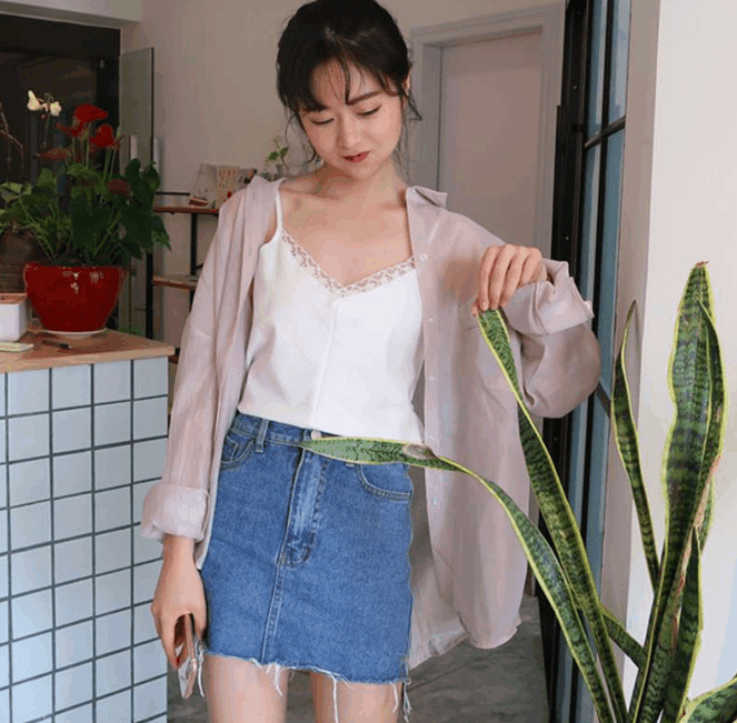 为什么半透明的白衣服里面要穿黑内衣? 看完这