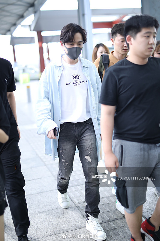 白宇朱一龙 机场 、 长沙录制快本机场视觉中国