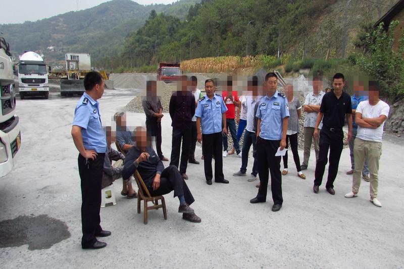 农村村霸难除, 这3点是根本原因, 想要除根, 农民必须