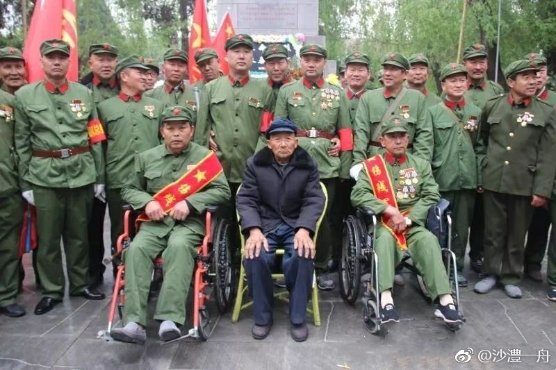 敬礼!河南十八地市参战老兵齐聚漯河临颍缅怀