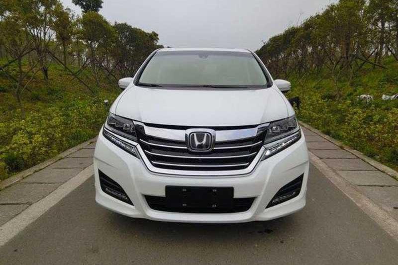 生二胎SUV不够用了？这台三十万不到的mpv是你不二之选