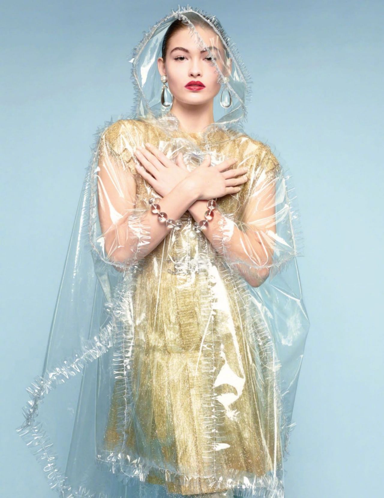 Grace Elizabeth 和Luna Bijl 出镜代言香奈儿Ch