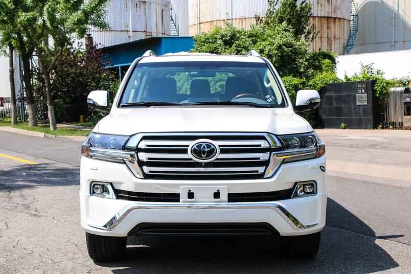 国人超爱的硬派越野车 霸气不输路虎 保值率惊人开3年还能换奥迪