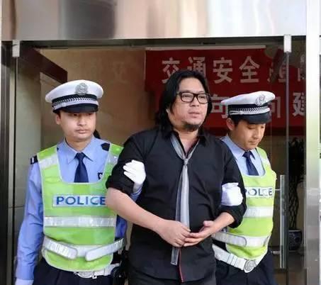 细数明星醉酒后干过的荒唐事, 最后一个毁了自己一生