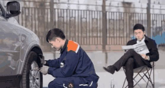 五千公里就得换次机油?修车工:4S店坑钱的,不