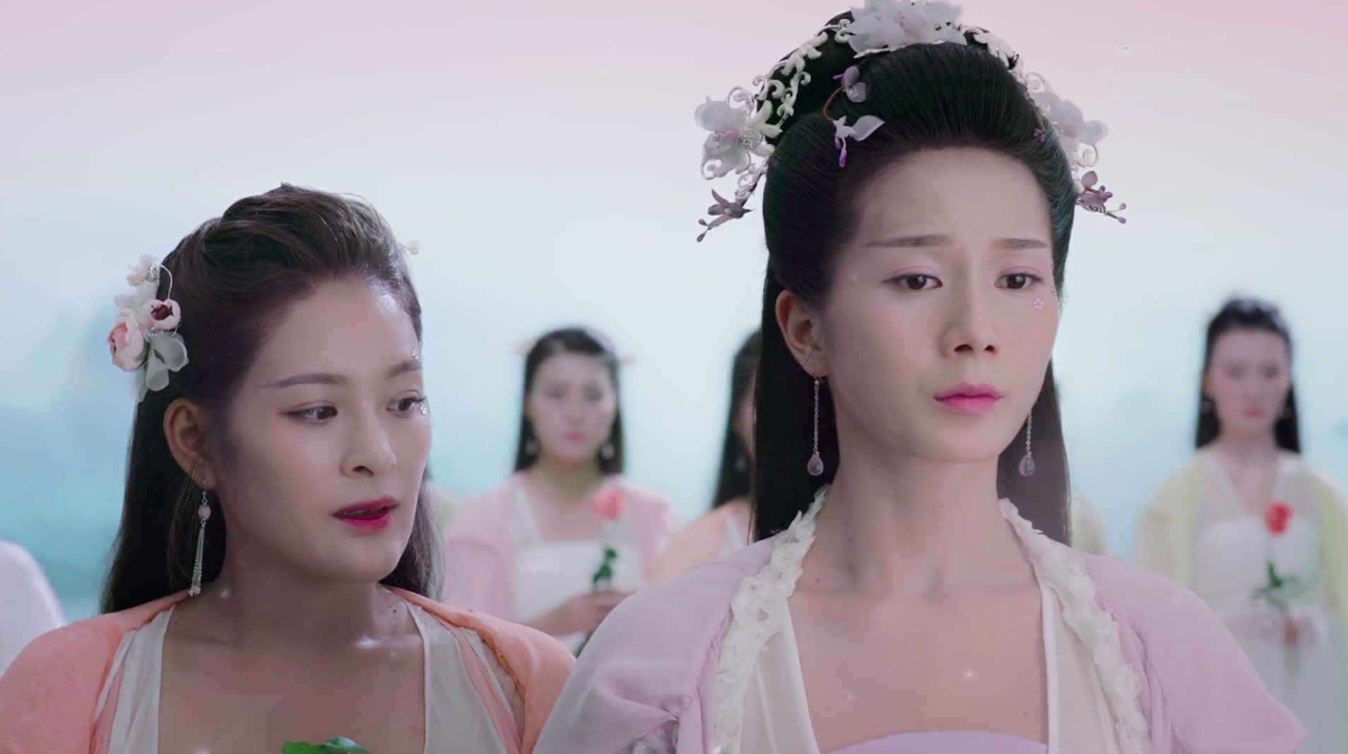 杨紫饰演"锦觅"抢尽风头,但《香蜜》中的女配角个个都