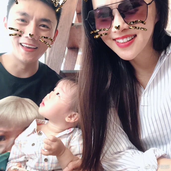 伊能静自曝为了能一直红曾朝喉咙注射药物,3天