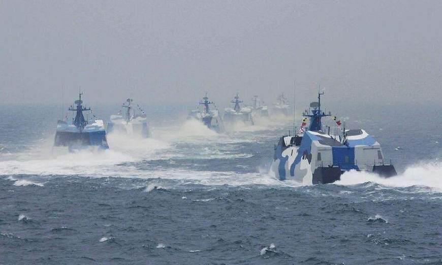 2019年海上大阅兵有新惊喜: 双航母编队同时亮