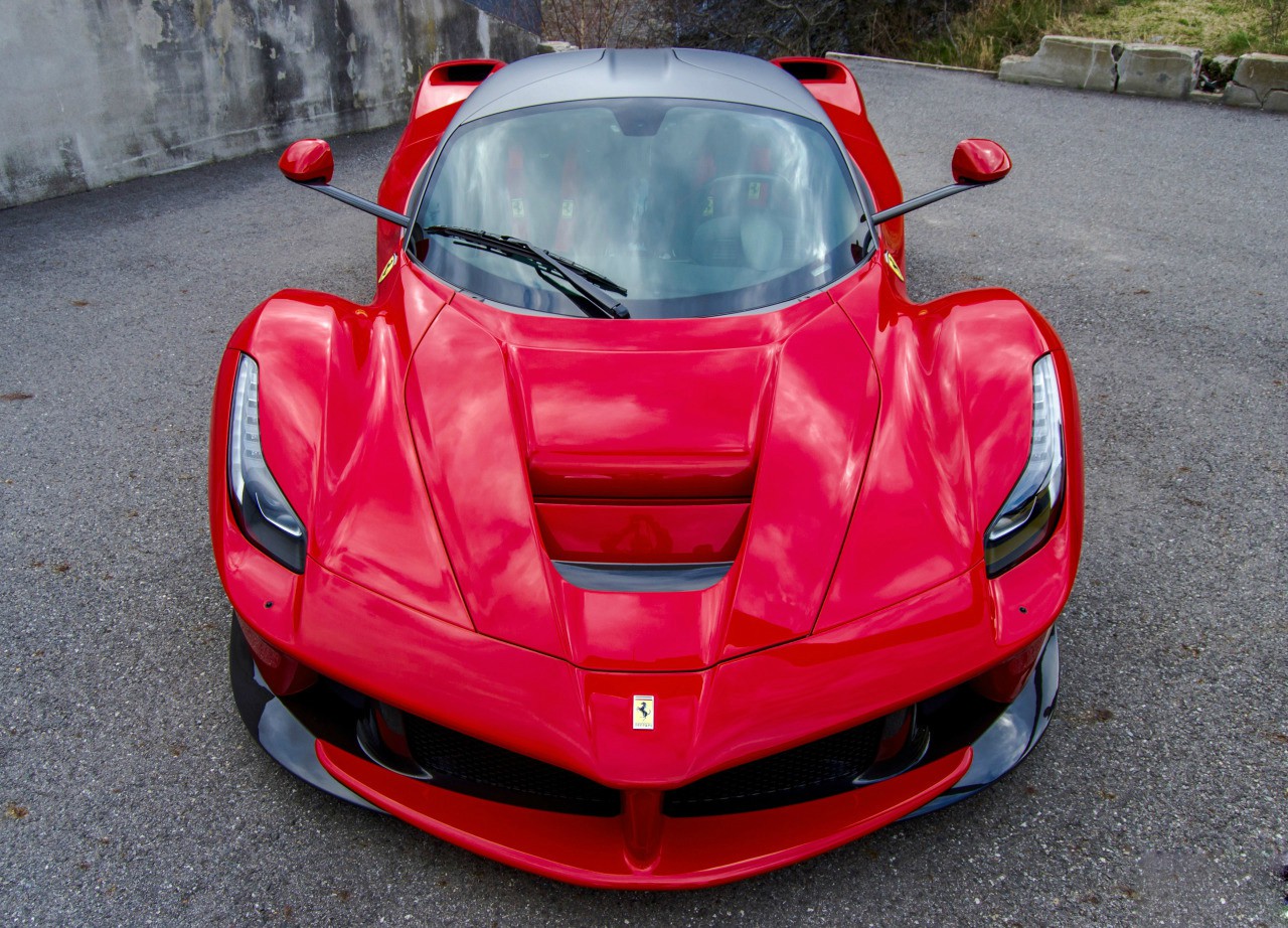 红马，法拉利LaFerrari