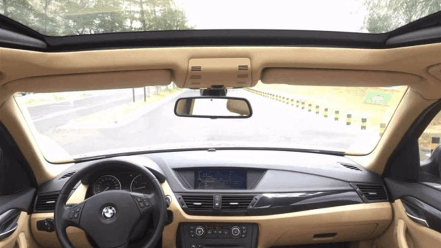 落地价40万, 现在只需15万, 轮胎没气也能跑, 越看越喜欢