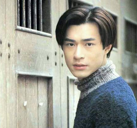 80年代香港十大男星,陈冠希也上榜,最后一位只