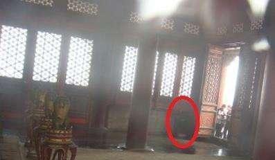 胆小的人千万不要晚上去故宫, 阴魂环绕吓哭人