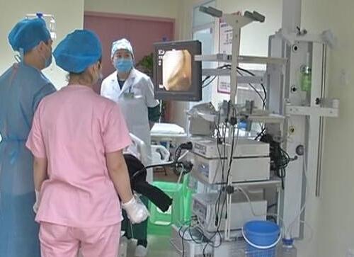 男童腹痛吐出黑色毛毛虫被疑下蛊