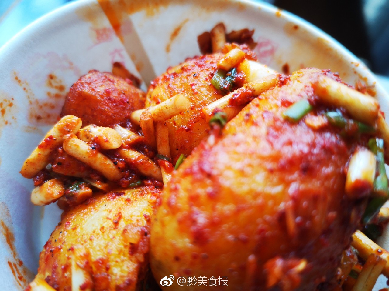 渣海椒配洋芋饭，在重庆熙街遇见家乡味道，满满的农家特色 - 知乎