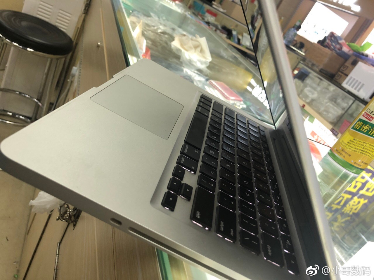 mac bookpro13.3寸2006 b3af-hhacrce4171717.jpg