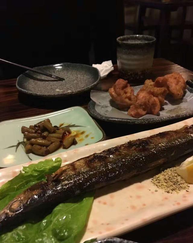 朋友和男朋友第一次吃饭,去吃日式美食,吃完就后悔了