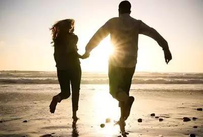 不要跟一个人每天聊天,聊出了感情,谁负责?