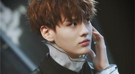 让毕雯珺陪微商女老板、范丞丞发照片都要钱,