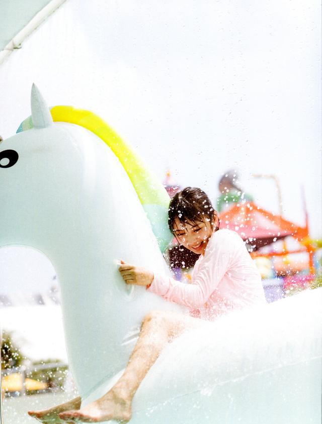 与田祐希 / 写真集「日向の温度」