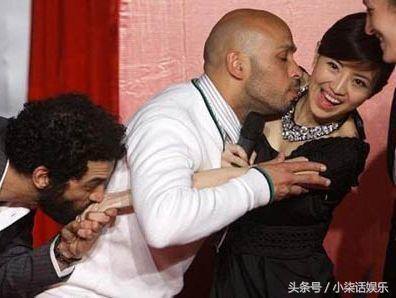 细数娱乐圈被揩油的女明星：杨幂被袭胸，章子怡被撩阴，柳岩好可怜