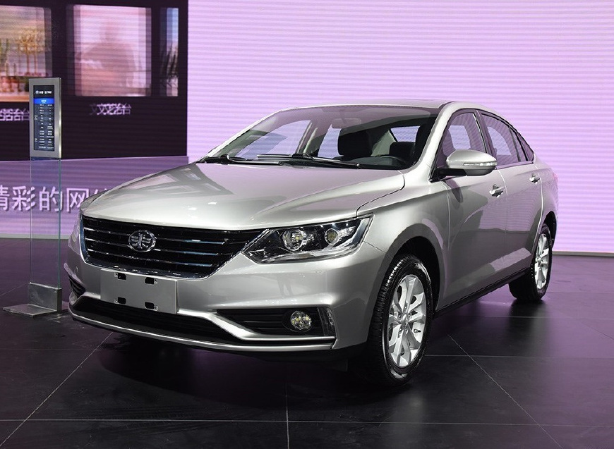 国产中最厚道的家用轿车,省油又好看,仅5万多