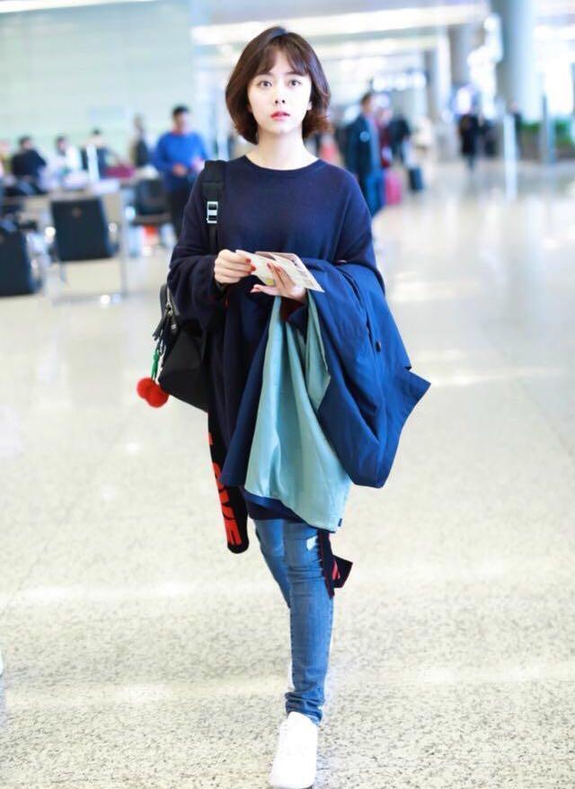 谭松韵风衣_谭松韵可爱照片