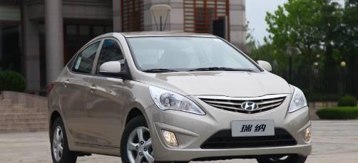 现代白菜价家轿: 1.6L发动机, 仅售4.99万起, 一款老百姓的车?