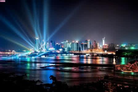 安逸的成都,发达的重庆,谁才是西南第一城?!