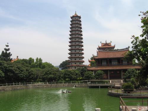 泸州火车站哪里有站街