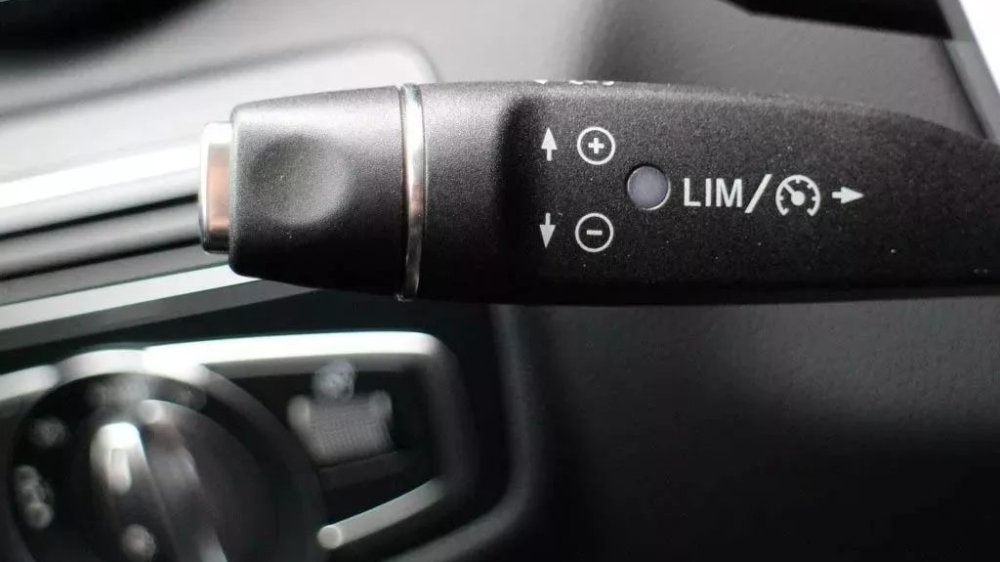 最新消息！“奔驰高速定速巡航+刹车失控”事件惊现神转折！