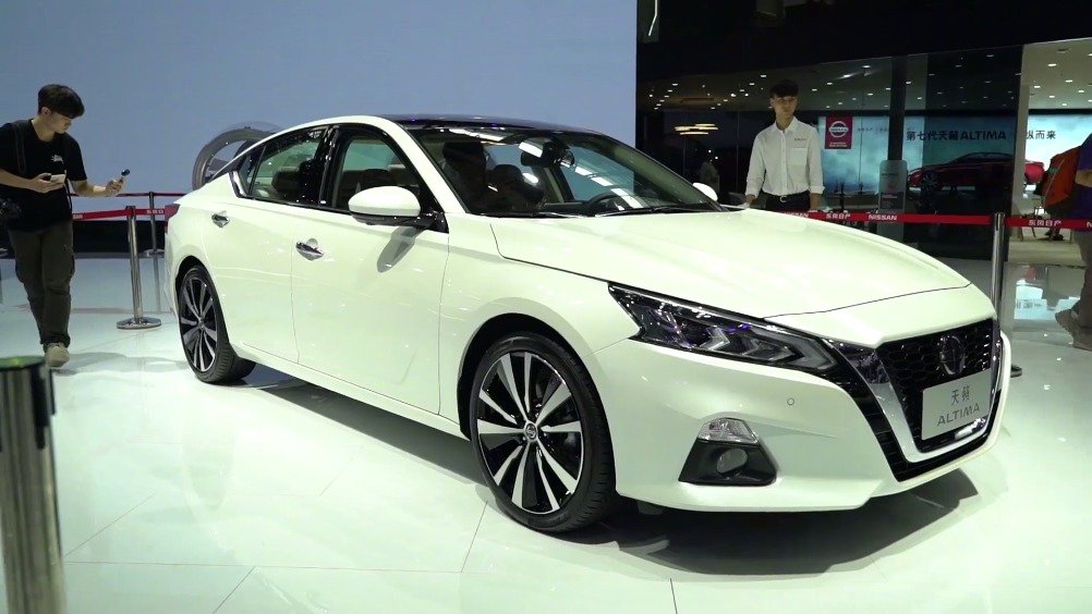 年轻运动 2018广州车展聊日产天籁