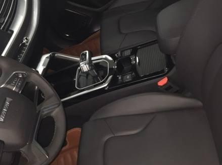 老爸叫我买宝骏310，我擅自提了这车回家，朋友却说我买对了！