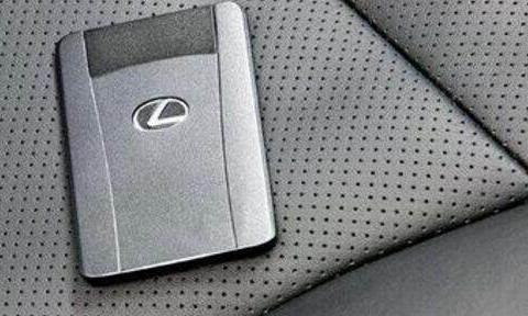 全球最有“逼格”的8款车钥匙，第一款最薄，最后一款让你意想不