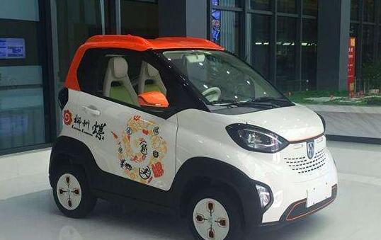 宝骏推出3万电动车，自动泊车，续航200公里，还买啥奥拓！