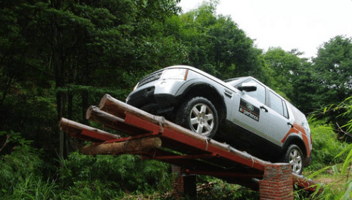 这款国产SUV才是越野车