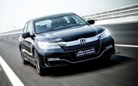 20W能提的混动B级车，比迈腾可靠，比蒙迪欧舒适，不用担心堵车