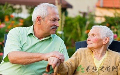 三酰甘油偏超高吃什么药好