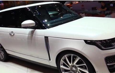 路虎揽胜今天又回馈大众了，新车一上市就被预订一空