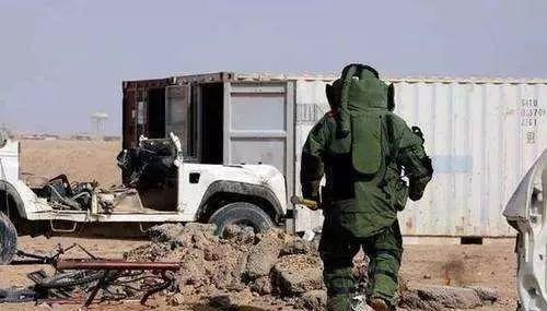 拆弹专家的防爆服真的有用吗?能防子弹吗?专