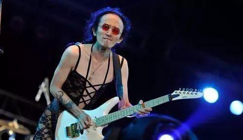 他们不是怪人,他们是最酷的摇滚夜Happy HalloWeen