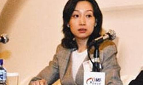黄光裕背后的女人, 一肩挑起国美重担, 短短几年扭亏为盈