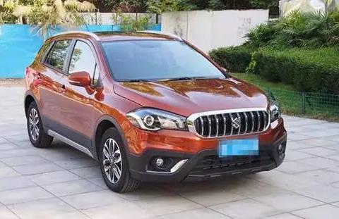 铃木省油王，这车仅10万比缤智还漂亮，1.6L油耗5.4，比劲客还省