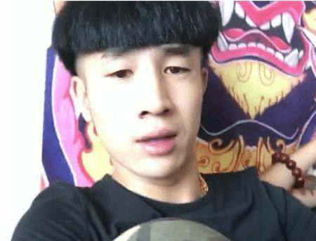 快手再次封杀两大网红,当初的师徒无法回归,粉